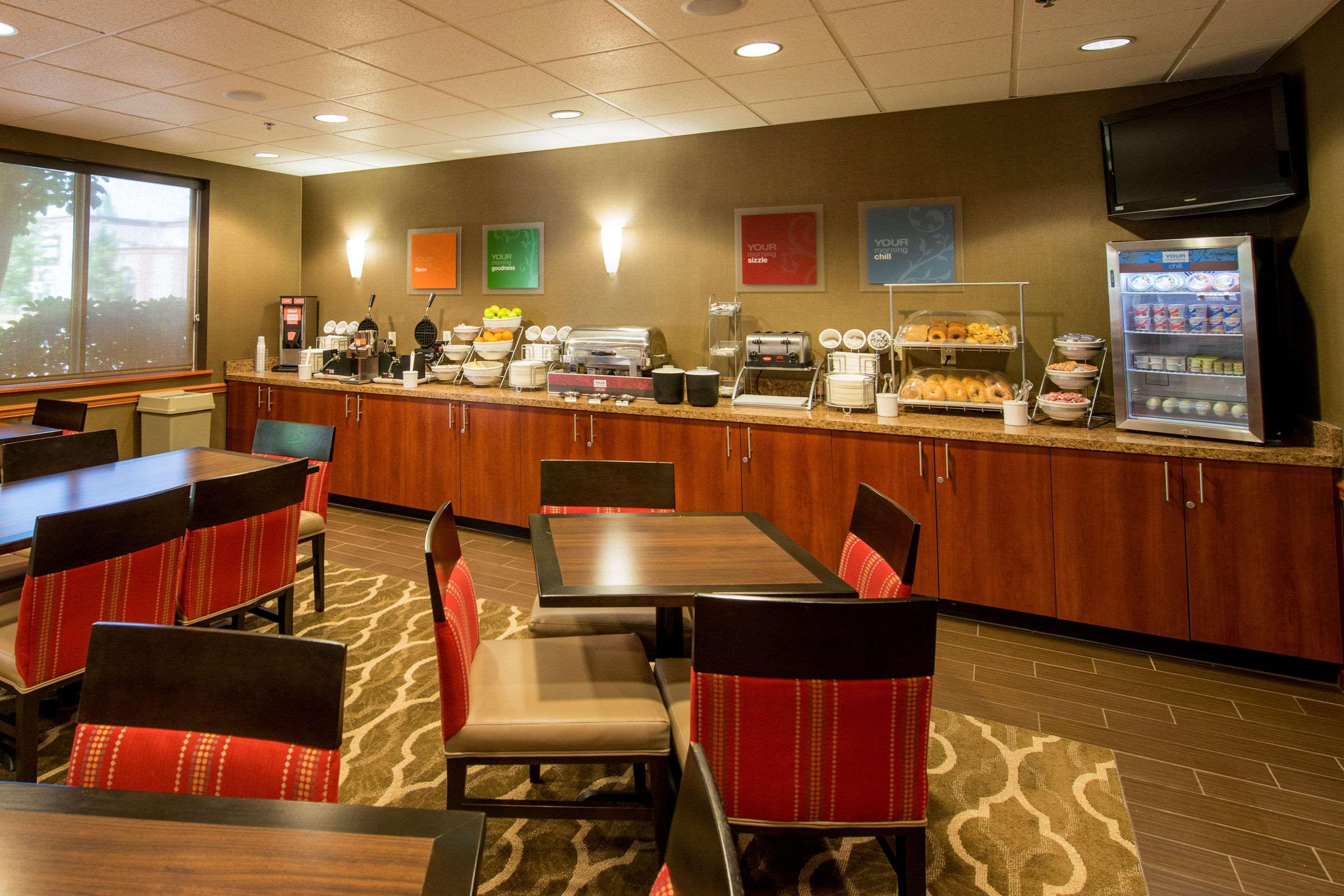Comfort Suites Springfield-Eugene Екстер'єр фото