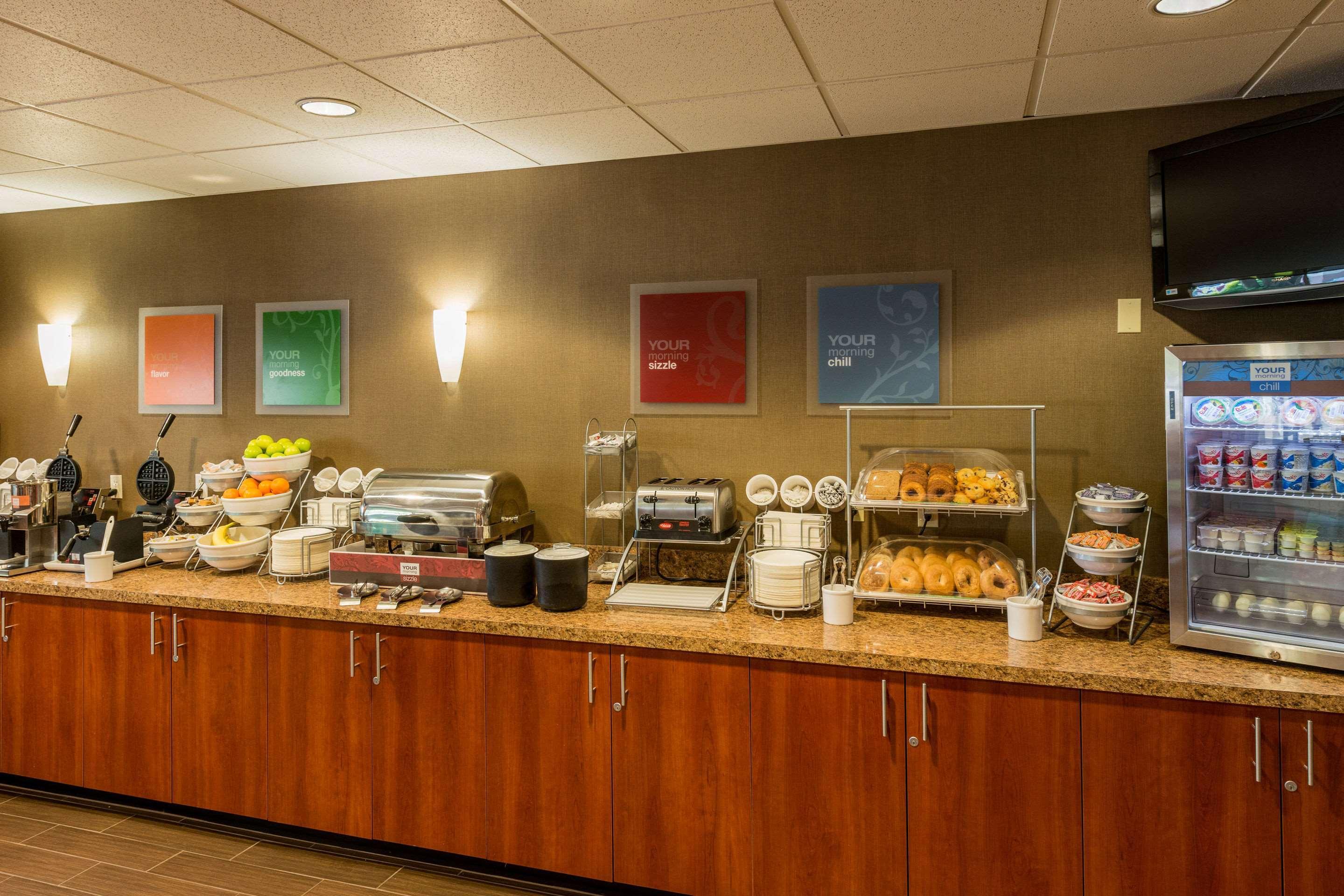 Comfort Suites Springfield-Eugene Екстер'єр фото
